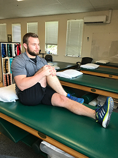 IT Band Syndrome in Runners - BenchMark Physical Therapy